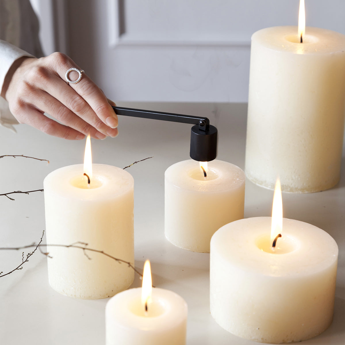 THE CANDLE SHOP