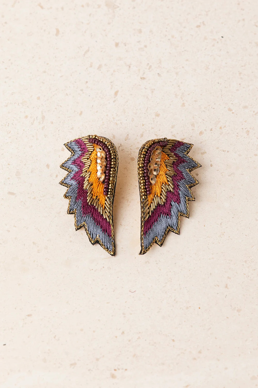 PENDIENTES ALAS BORDADOS