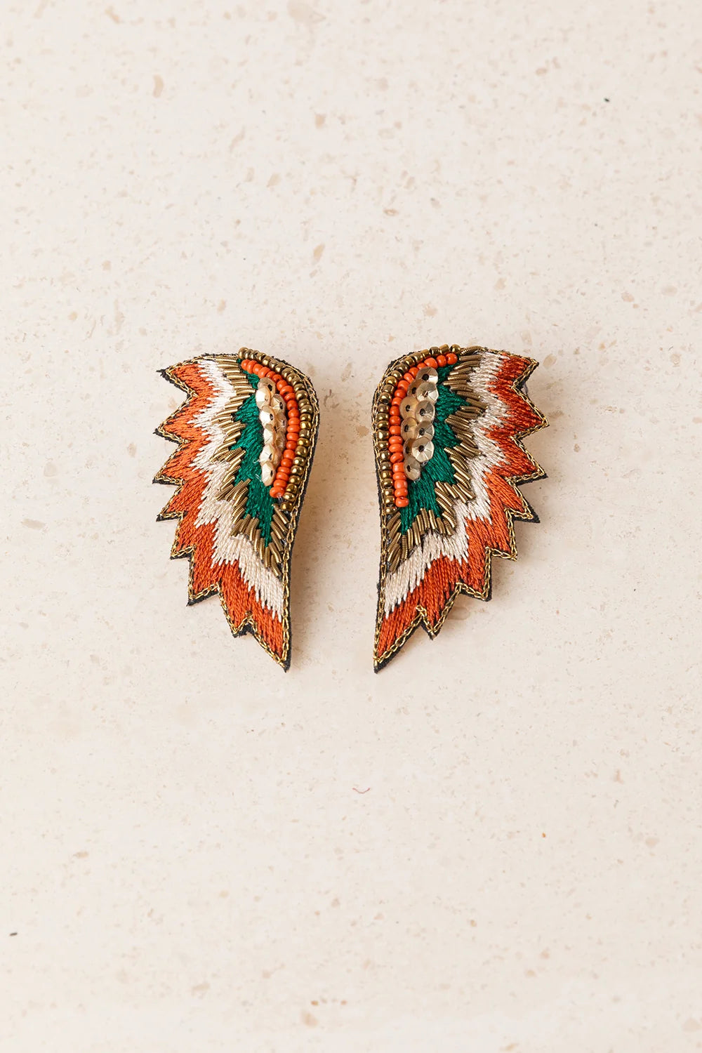 PENDIENTES ALAS BORDADOS